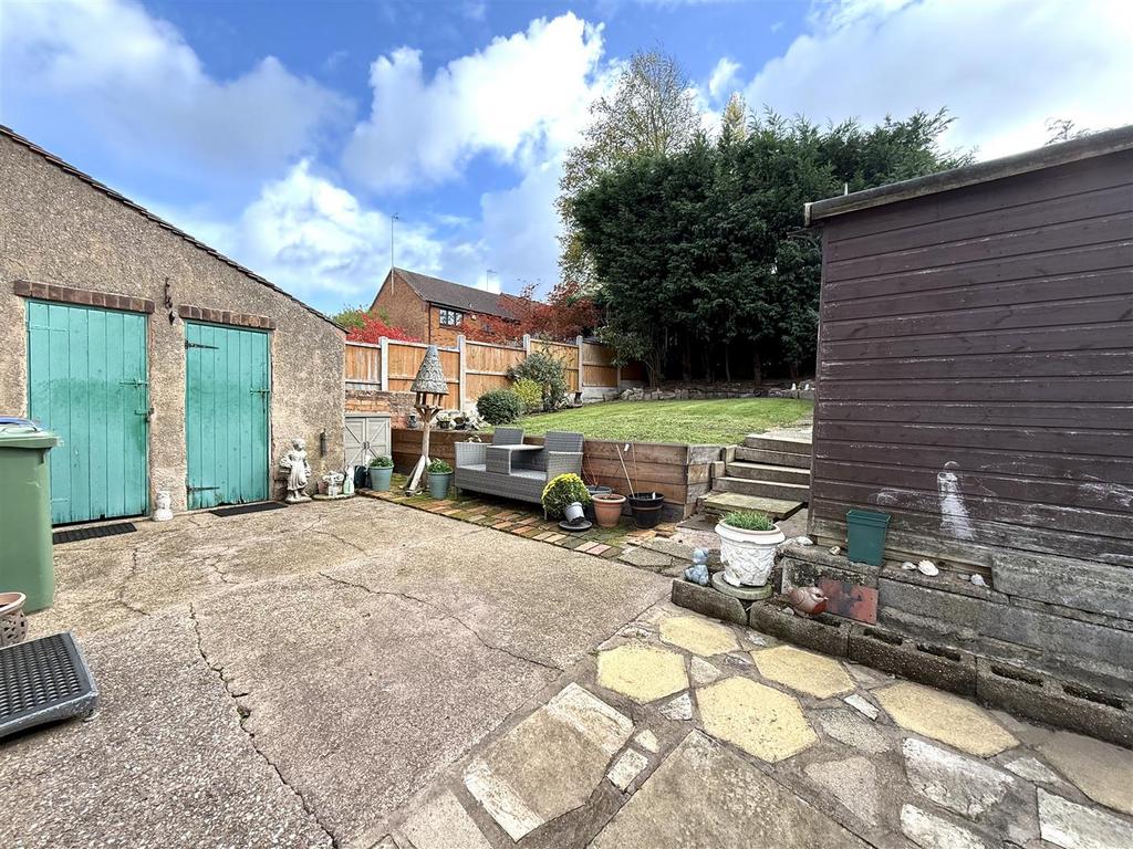 24 HAGLEY REAR 34.jpeg