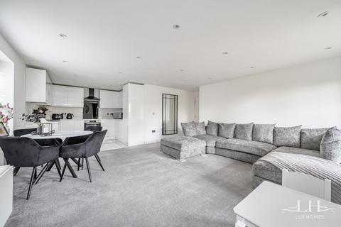 2 bedroom apartment for sale, Edmund Rice House, Brentwood