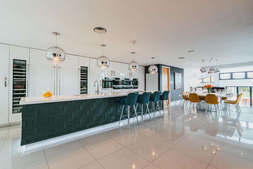 Dining Kitchen