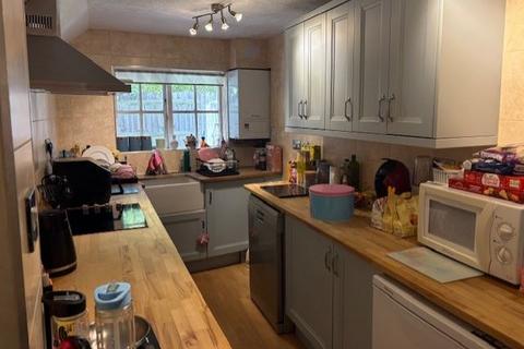 undefined, Redhill RH1