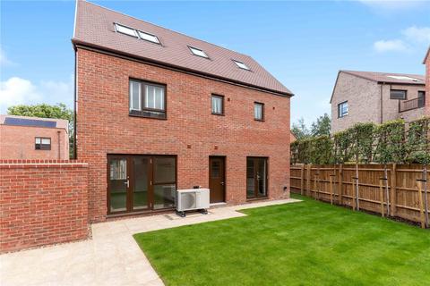 5 bedroom detached house for sale, Cambridge Road, Cambridge