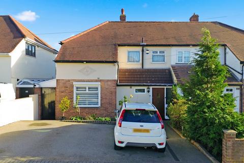 Fontayne Avenue, Romford, RM1