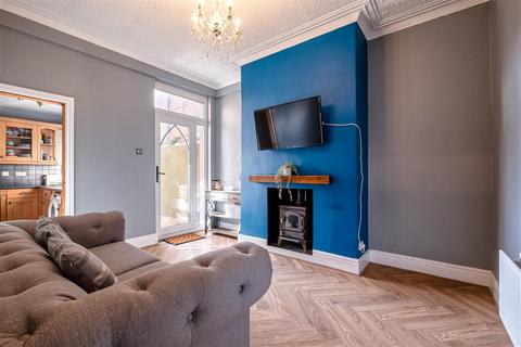 3 bedroom end of terrace house for sale, Victoria Road, Barrow-In-Furness