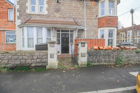 2 bedroom house to rent, Southville Road, Weston-super-Mare