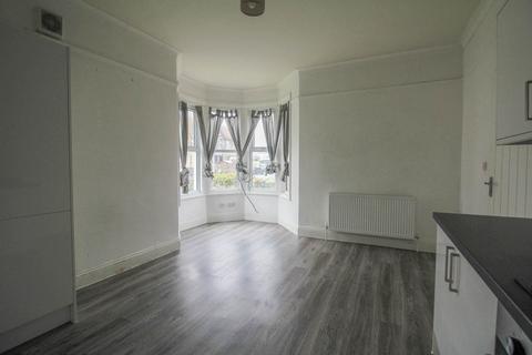 2 bedroom house to rent, Southville Road, Weston-super-Mare