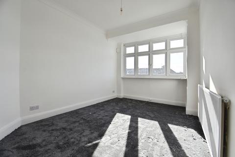 undefined, Lyndon Avenue Sidcup DA15