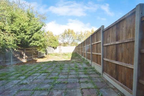 undefined, Lyndon Avenue Sidcup DA15