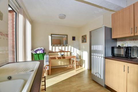 undefined, Philips Grove, Wakefield WF3