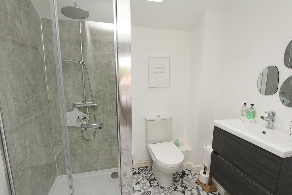 Shower Room 2
