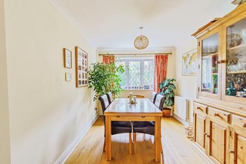 undefined, Mitchell Gardens, Horsham RH13