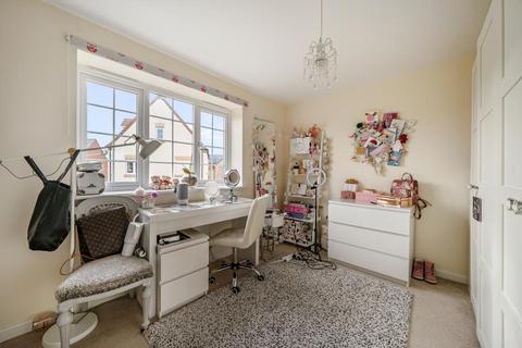 undefined, Catterick Road,  Kingsmere,  Bicester,  Oxfordshire,  OX26