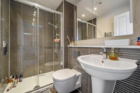 5 bedroom detached house for sale, Catterick Road,  Kingsmere,  Bicester,  Oxfordshire,  OX26