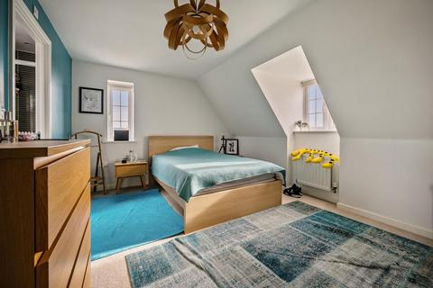 5 bedroom detached house for sale, Catterick Road, Kingsmere, Bicester, Oxfordshire, OX26