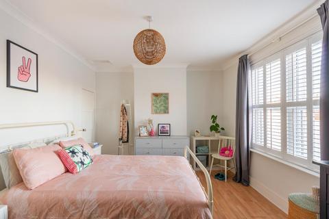undefined, Algiers Street, Windmill Hill