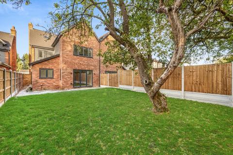 4 bedroom semi-detached house for sale, The Street, Takeley, Essex