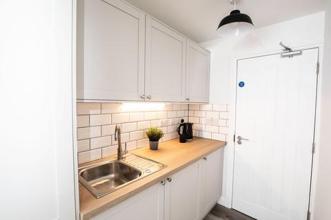 undefined, Room  6 @ 210 Wistaston Road, Crewe, CW2