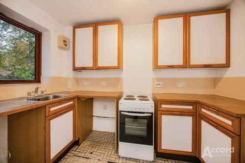 1 bedroom apartment for sale, Rushdon Close, Romford, RM1