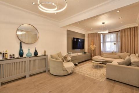 4 bedroom terraced house for sale, Claughton Road, Plaistow E13