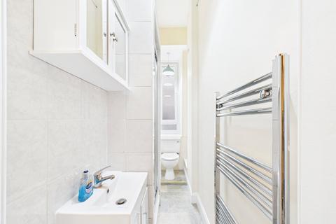 2 bedroom apartment to rent, Gorgie Road, Gorgie, Edinburgh, EH11
