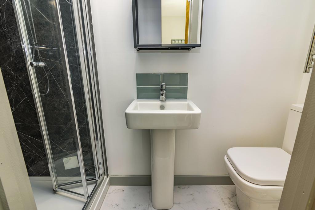 Ensuite (2)