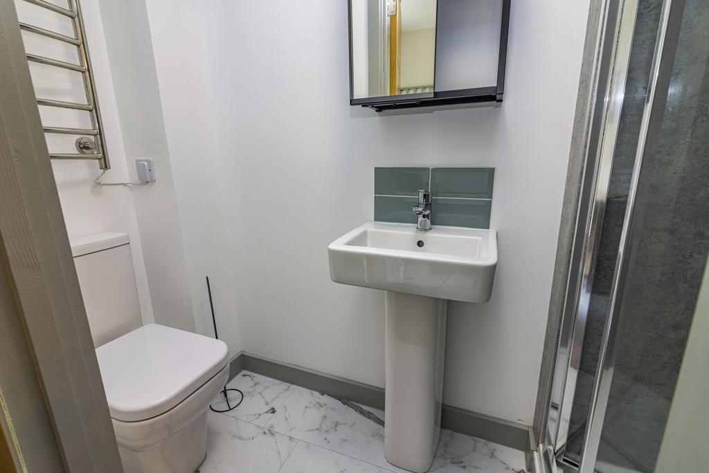 Ensuite