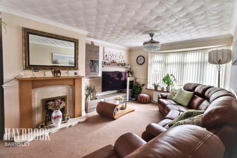 3 bedroom semi-detached house for sale, Chatsworth Road, Athersley