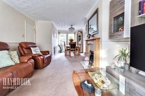 3 bedroom semi-detached house for sale, Chatsworth Road, Athersley