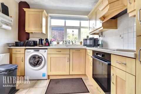 3 bedroom semi-detached house for sale, Chatsworth Road, Athersley