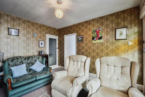 2 bedroom semi-detached bungalow for sale, Croft Bank, Skegness PE24