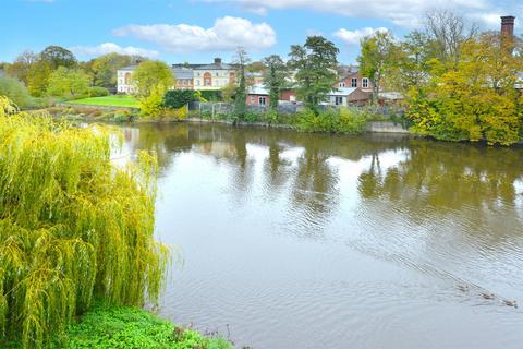 4 bedroom townhouse for sale, St. Julians Crescent, Shrewsbury