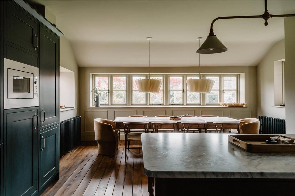 Kitchen/Dining
