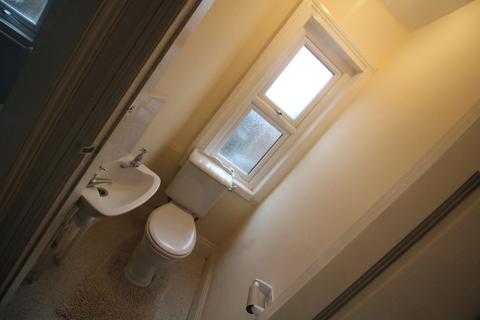 3 bedroom terraced house to rent, Spital Tongues, Newcastle upon Tyne NE2