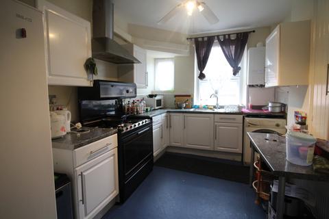 3 bedroom terraced house to rent, Spital Tongues, Newcastle upon Tyne NE2