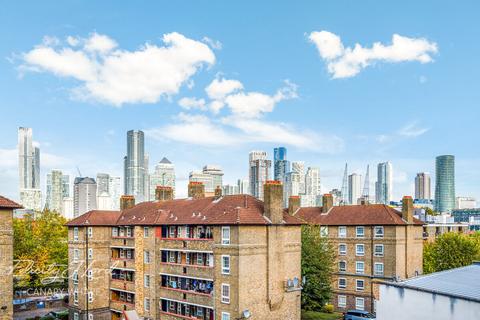 2 bedroom apartment for sale, Nova Building, Newton Place, London, E14