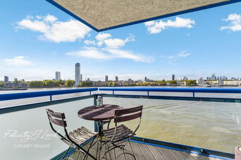 2 bedroom apartment for sale, Nova Building, Newton Place, London, E14