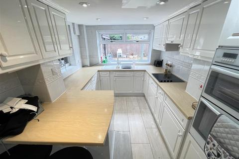 undefined, Strawberry Green, Whitby