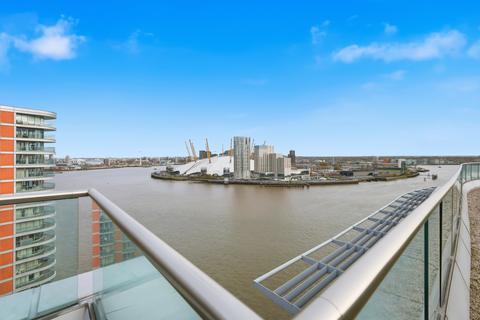 undefined, New Providence Wharf, London E14