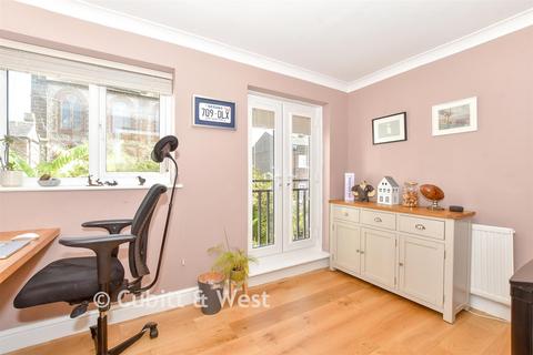 3 bedroom townhouse for sale, Brewery Hill, Arundel BN18