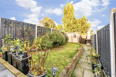 2 bedroom terraced house for sale, Castle Street, Greenhithe DA9
