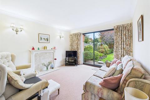undefined, Field Road, Lichfield