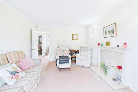 undefined, Field Road, Lichfield