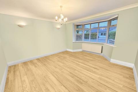 31 Southdown Crescent, Cheadle Hulme, Cheadle, SK8 6EQ
