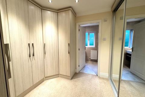 31 Southdown Crescent, Cheadle Hulme, Cheadle, SK8 6EQ