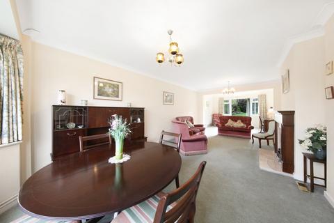 undefined, Trinity Close, Sanderstead, South Croydon, CR2