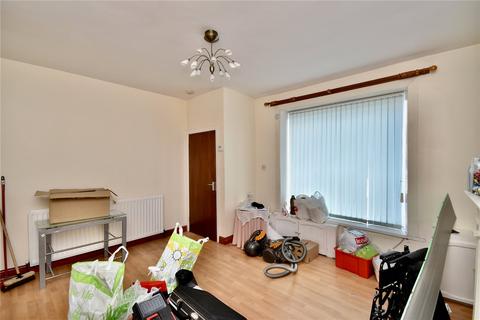 undefined, Oldham Road, Shaw, Oldham, Greater Manchester, OL2