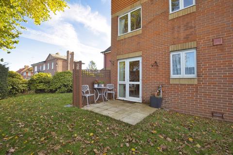 2 bedroom retirement property for sale, Wealdhurst Park, Broadstairs, Kent, CT10