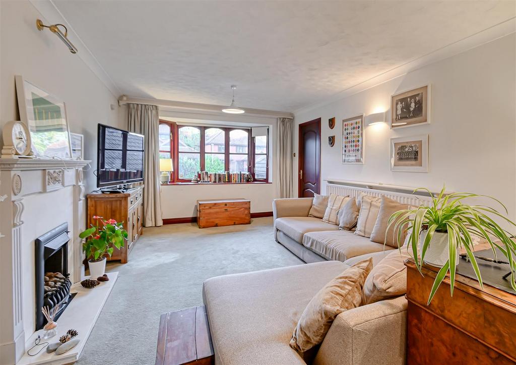 1 Wells Close-24.jpg