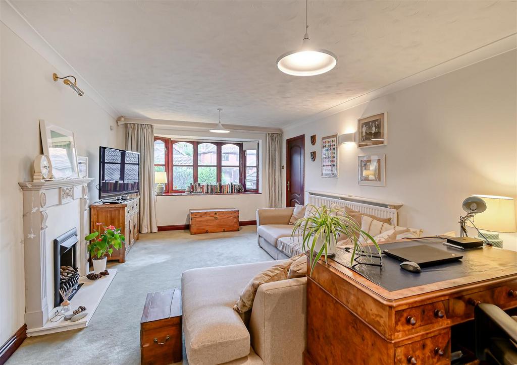 1 Wells Close-25.jpg