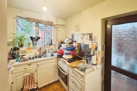 3 bedroom semi-detached house to rent, Chartwell Road, Telford TF1