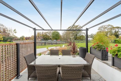 4 bedroom detached house to rent - Ham Island, Old Windsor, Windsor, Berkshire, SL4